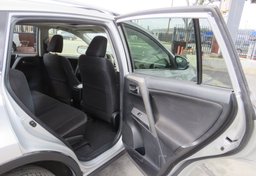 2014 Toyota RAV4 - Thumbnail 23