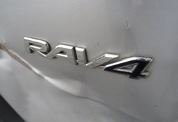 2014 Toyota RAV4 - Thumbnail 16
