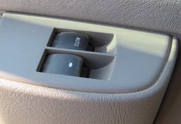 2016 GMC Savana Cargo Van - Thumbnail 35