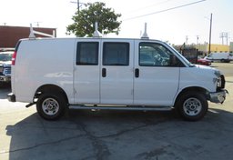 2016 GMC Savana Cargo Van - Thumbnail 11