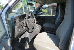 2016 GMC Savana Cargo Van - Thumbnail 22