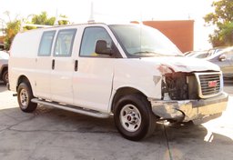 2016 GMC Savana Cargo Van - Thumbnail 4