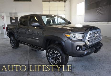 Picture of 2016 Toyota Tacoma