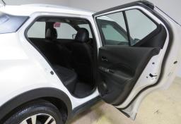 2020 Nissan Kicks - Thumbnail 20