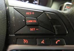 2020 Nissan Kicks - Thumbnail 31