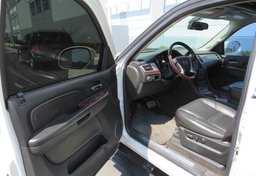 2012 Cadillac Escalade ESV - Thumbnail 26