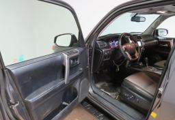 2019 Toyota 4Runner - Thumbnail 21