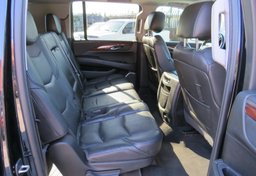 2016 Cadillac Escalade ESV - Thumbnail 30