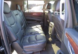 2016 Cadillac Escalade ESV - Thumbnail 32