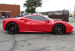 2016 Ferrari 488 GTB - Thumbnail 5