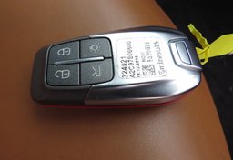 2016 Ferrari 488 GTB - Thumbnail 30