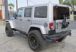 2016 Jeep Wrangler Unlimited - Thumbnail 9