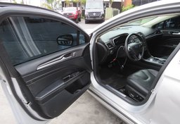 2019 Ford Fusion - Thumbnail 20