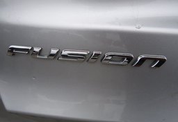 2019 Ford Fusion - Thumbnail 18