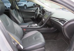 2019 Ford Fusion - Thumbnail 25