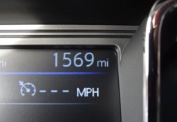 2019 Nissan Titan - Thumbnail 31