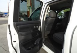 2019 Nissan Titan - Thumbnail 25