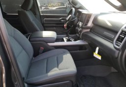 2021 Ram 1500 - Thumbnail 5