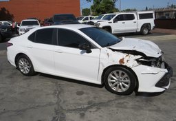 2018 Toyota Camry - Thumbnail 2