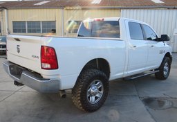 2016 Ram 2500 - Thumbnail 9