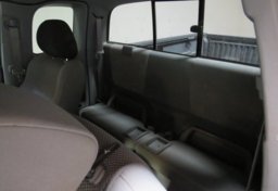 2005 Toyota Tacoma - Thumbnail 19