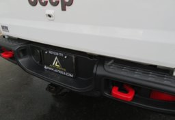 2020 Jeep Gladiator - Thumbnail 24