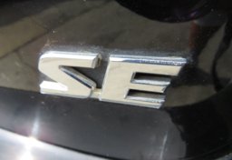 2017 Toyota Highlander - Thumbnail 19