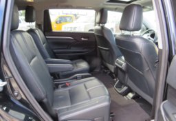 2017 Toyota Highlander - Thumbnail 32