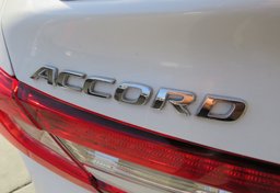 2019 Honda Accord Sedan - Thumbnail 18