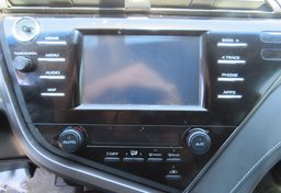 2019 Toyota Camry - Thumbnail 34