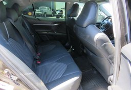 2019 Toyota Camry - Thumbnail 27