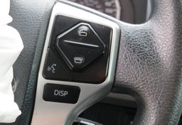 2014 Toyota Tundra 4WD Truck - Thumbnail 34