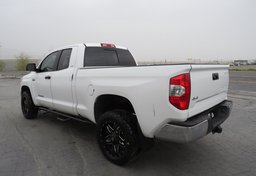 2014 Toyota Tundra 4WD Truck - Thumbnail 6