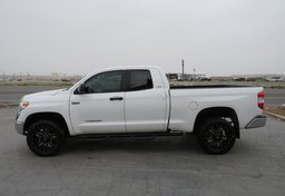 2014 Toyota Tundra 4WD Truck - Thumbnail 10
