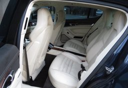 2013 Porsche Panamera - Thumbnail 31