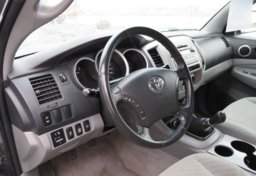 2009 Toyota Tacoma - Thumbnail 25