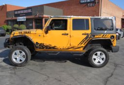 2012 Jeep Wrangler Unlimited - Thumbnail 3