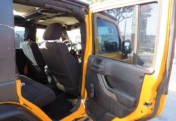 2012 Jeep Wrangler Unlimited - Thumbnail 29