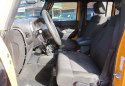 2012 Jeep Wrangler Unlimited - Thumbnail 25