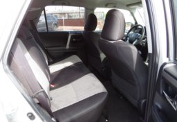 2020 Toyota 4Runner - Thumbnail 30