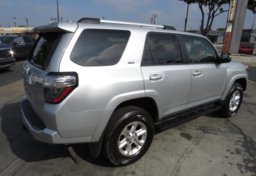 2020 Toyota 4Runner - Thumbnail 5