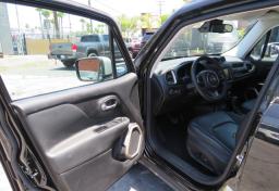 2015 Jeep Renegade - Thumbnail 21