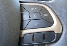 2015 Jeep Renegade - Thumbnail 35