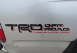 2002 Toyota Tacoma - Thumbnail 18