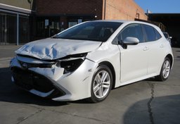 2021 Toyota Corolla Hatchback - Thumbnail 4