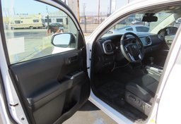 2021 Toyota Tacoma 4WD - Thumbnail 22