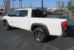 2021 Toyota Tacoma 4WD - Thumbnail 9