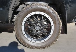 2014 Toyota Tundra Truck - Thumbnail 21