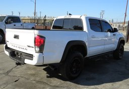 2019 Toyota Tacoma 4WD - Thumbnail 7