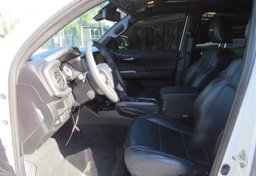 2019 Toyota Tacoma 4WD - Thumbnail 28